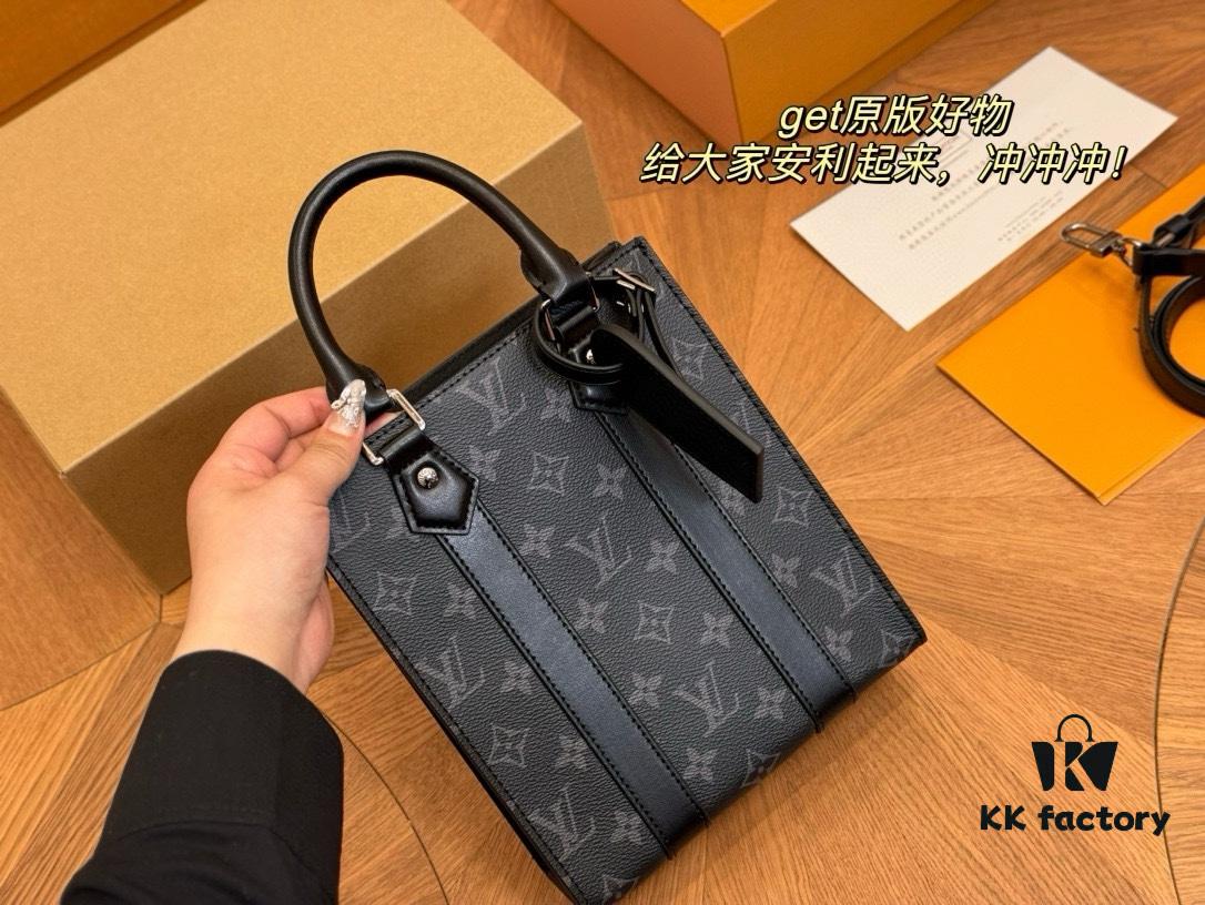 692f13c44ecd253cf107918e LV Men's Sac Plat VOYAGER Tote Bag with Foldable Aircraft Box, Size: 22.19cm