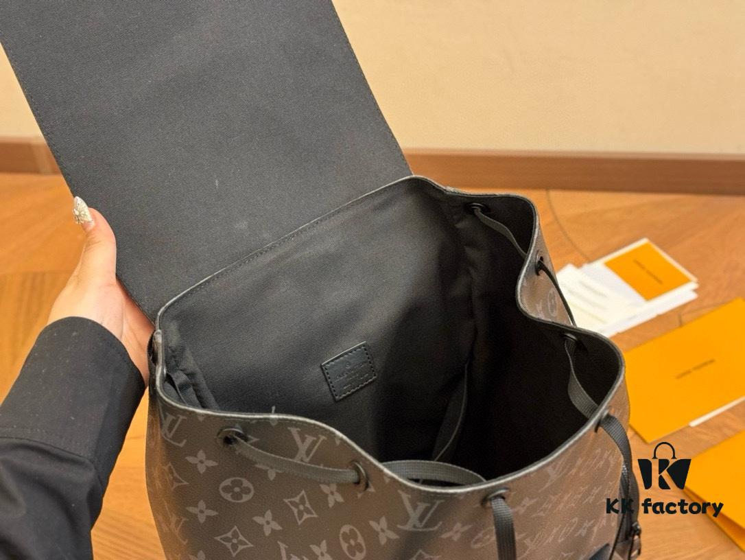 692f13d24ecd253cf10791ad High-Value Fashion Pick: Stylish LV Discovery Backpack