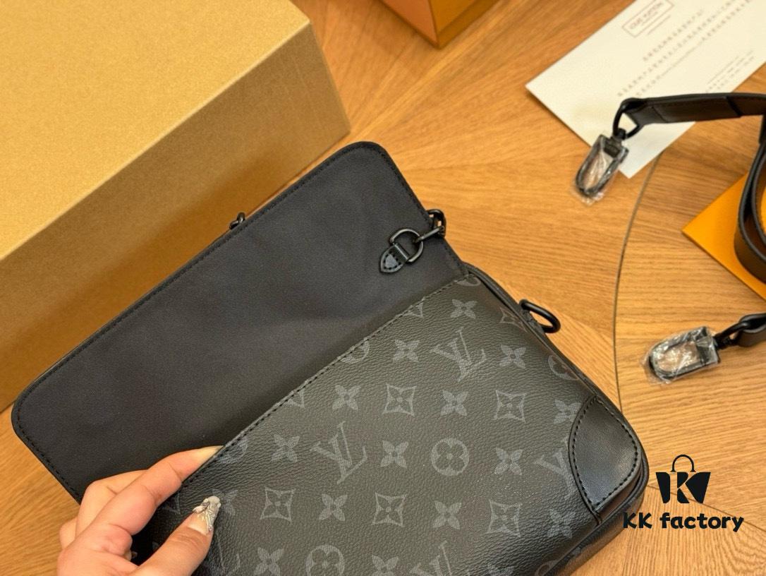 692f13df4ecd253cf10791c7 LV Men's Messenger Bag VOYAGER with Foldable Box