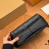 Foldable Box Aircraft Box Custom LV Men's High-Quality First-Layer Leather Crossbody Bag
