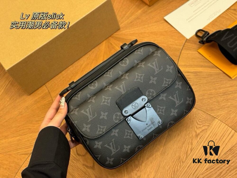 692f13e34ecd253cf10791d0 New Men's Messenger Bag with Foldable Aircraft Box Packaging