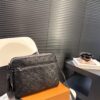 692f13f74ecd253cf10791f8 LV Men's Multi-Functional Messenger Bag with Foldable Box - Highly Sought After Tri-Combination Design
