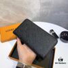 692f14094ecd253cf1079221 LV New Men's Hand Bag - Black, Size 21x11