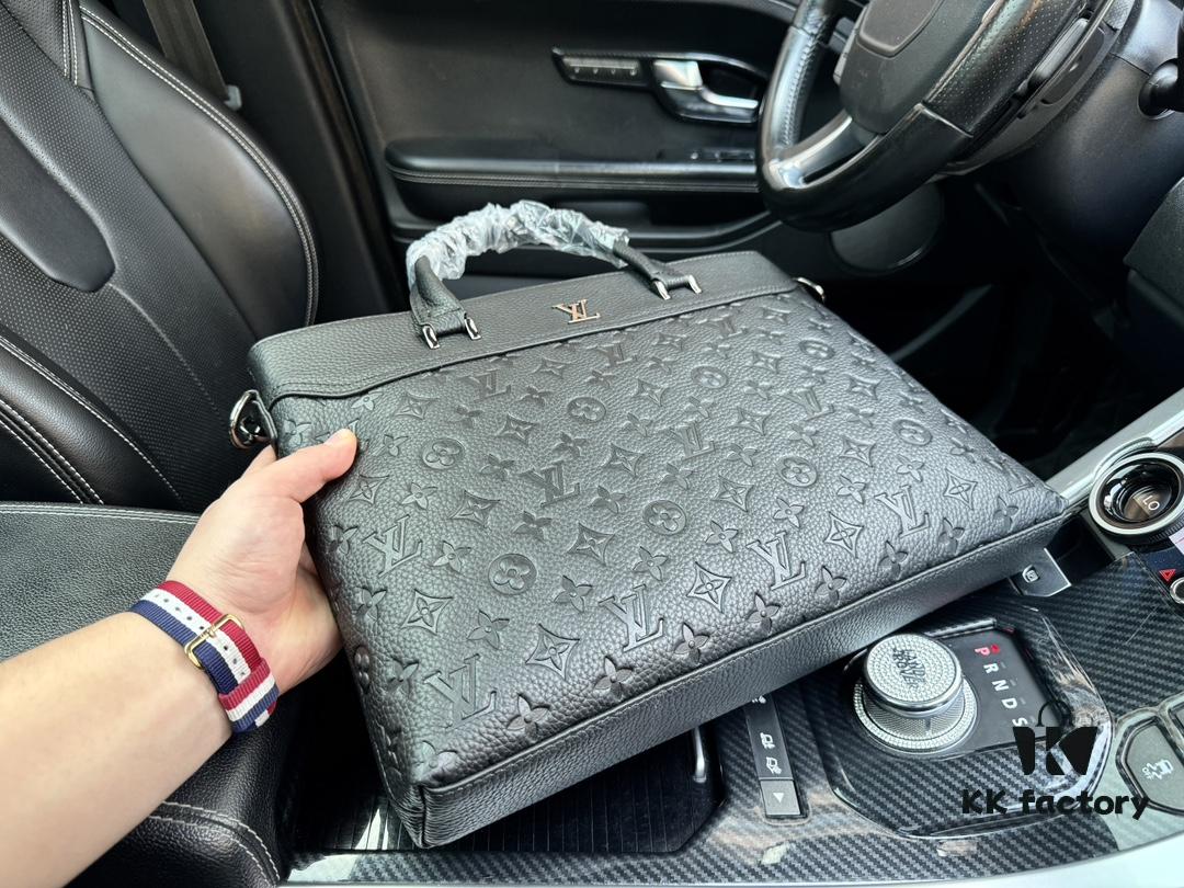 692f141f4ecd253cf107924a High-End New Arrival 'Louis Vuitton' LV Briefcase, Men's Leather Trim Briefcase, Premium Imported Original Fabric, High-Definition Metal Logo, Smooth Zippers, Fine Edging, Exquisite Craftsmanship