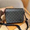 Louis Vuitton District Men's Briefcase Messenger Bag