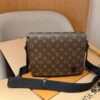 Louis Vuitton District Men's Briefcase Messenger Bag