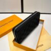 692f144d4ecd253cf1079285 LV New Men's Hand Bag Black 21x11 Original Top Layer Cowhide Leather