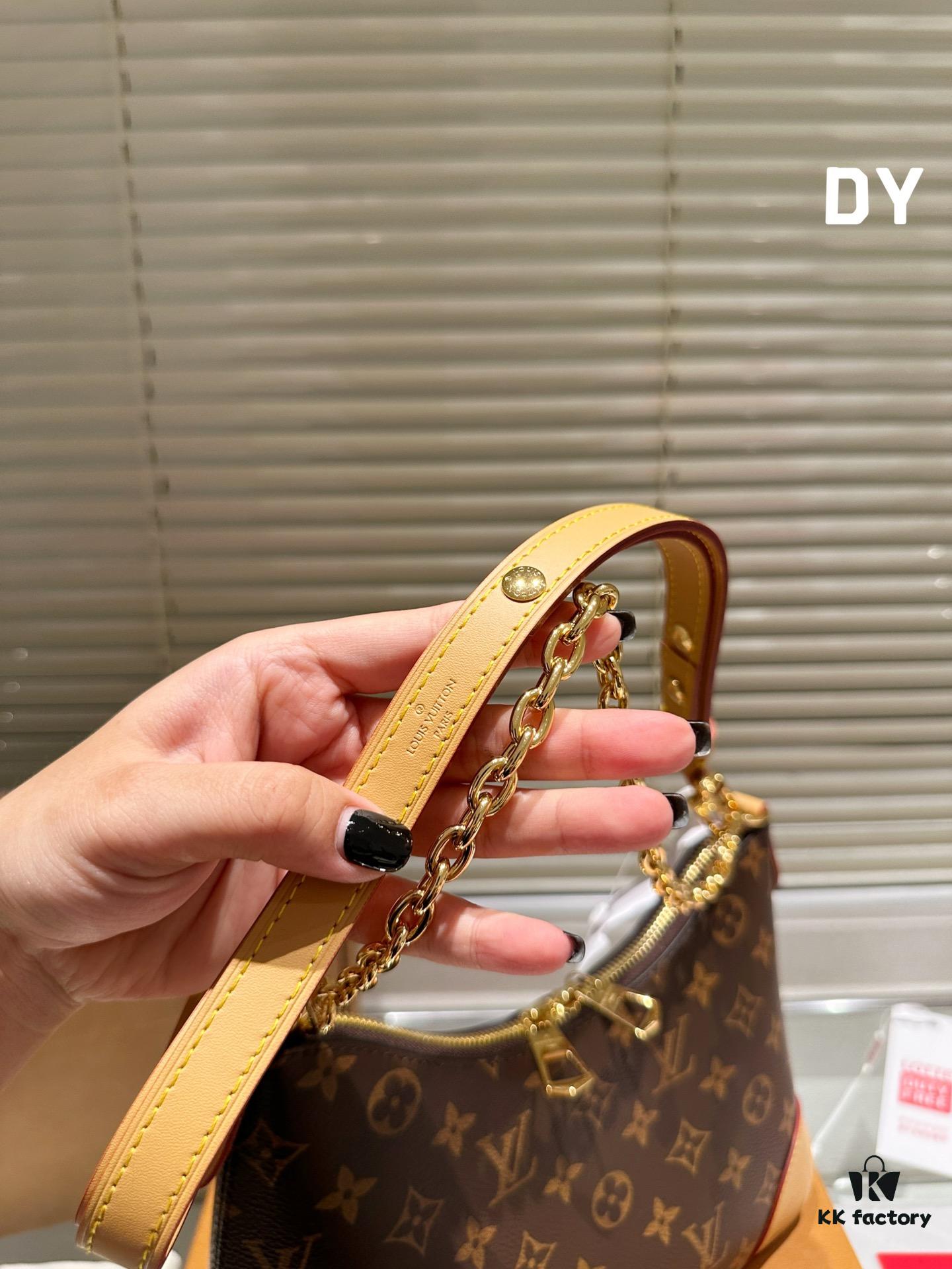 692f14514ecd253cf107928d Top Quality Original Single Pure Cowhide Full Steel Hardware LV Boulogne Messenger Bag Croissant Bag