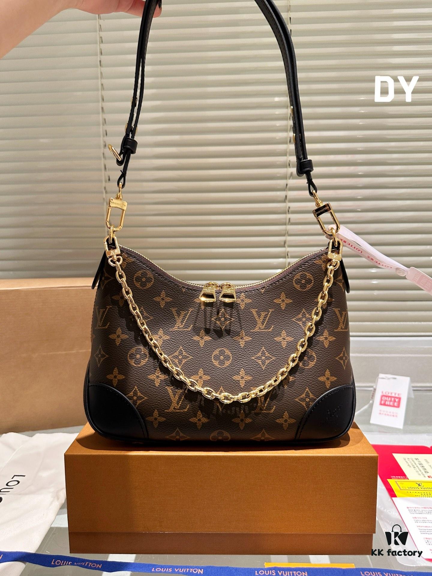 692f14584ecd253cf1079297 Top Quality Original Order Pure Cowhide Full Steel Hardware LV Boulogne Messenger Bag Horn Bag