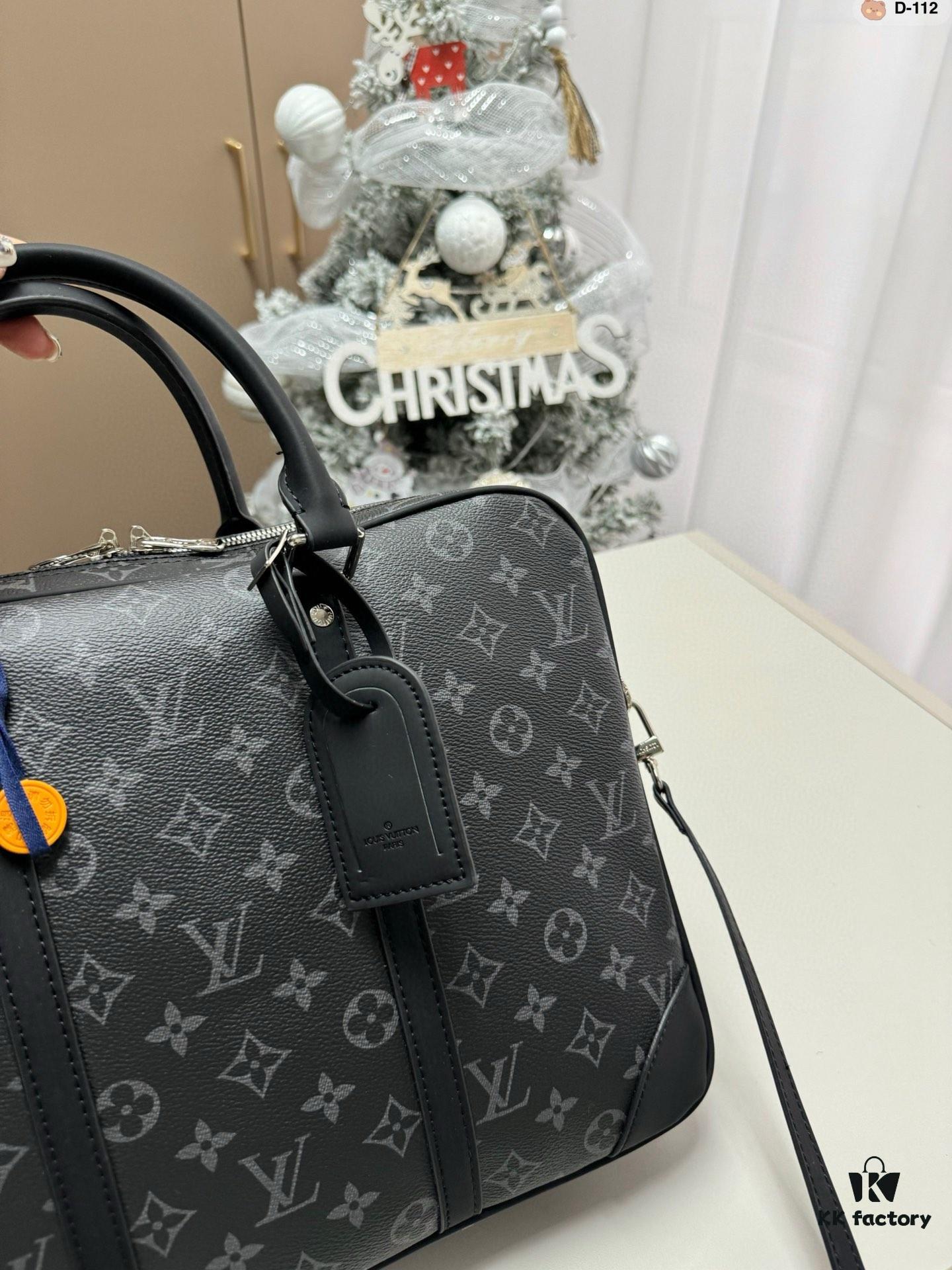 692f146e4ecd253cf10792c1 LV Men's Briefcase, Can Be Worn Crossbody or Carried by Hand, Spacious Capacity for Documents and Laptop, Black Classic Style, Extremely Durable Material, Ideal Choice for Business Men, Model D-112, Size 34x7x27 cm, Foldable Box