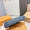 LV Men's Clutch Bag, Full Set Packaging, Dimensions 28 x 22