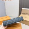 LV Men's Clutch Bag, Full Set Packaging, Dimensions 28 x 22