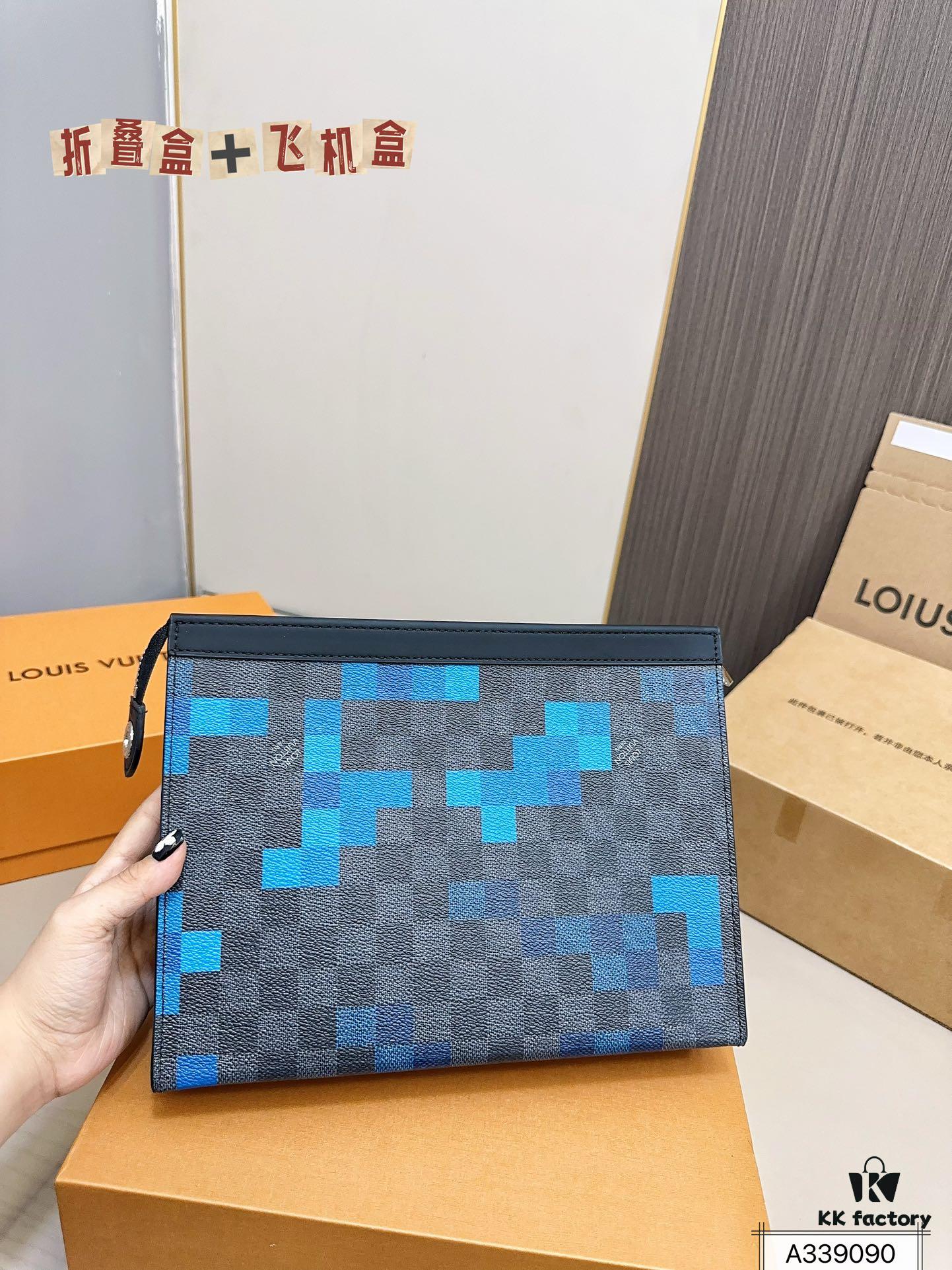 LV Men's Clutch Bag, Full Set Packaging, Dimensions 28 x 22