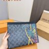 692f14974ecd253cf1079305 LV Men's Clutch Bag, Full Set Packaging, Dimensions 28 x 22