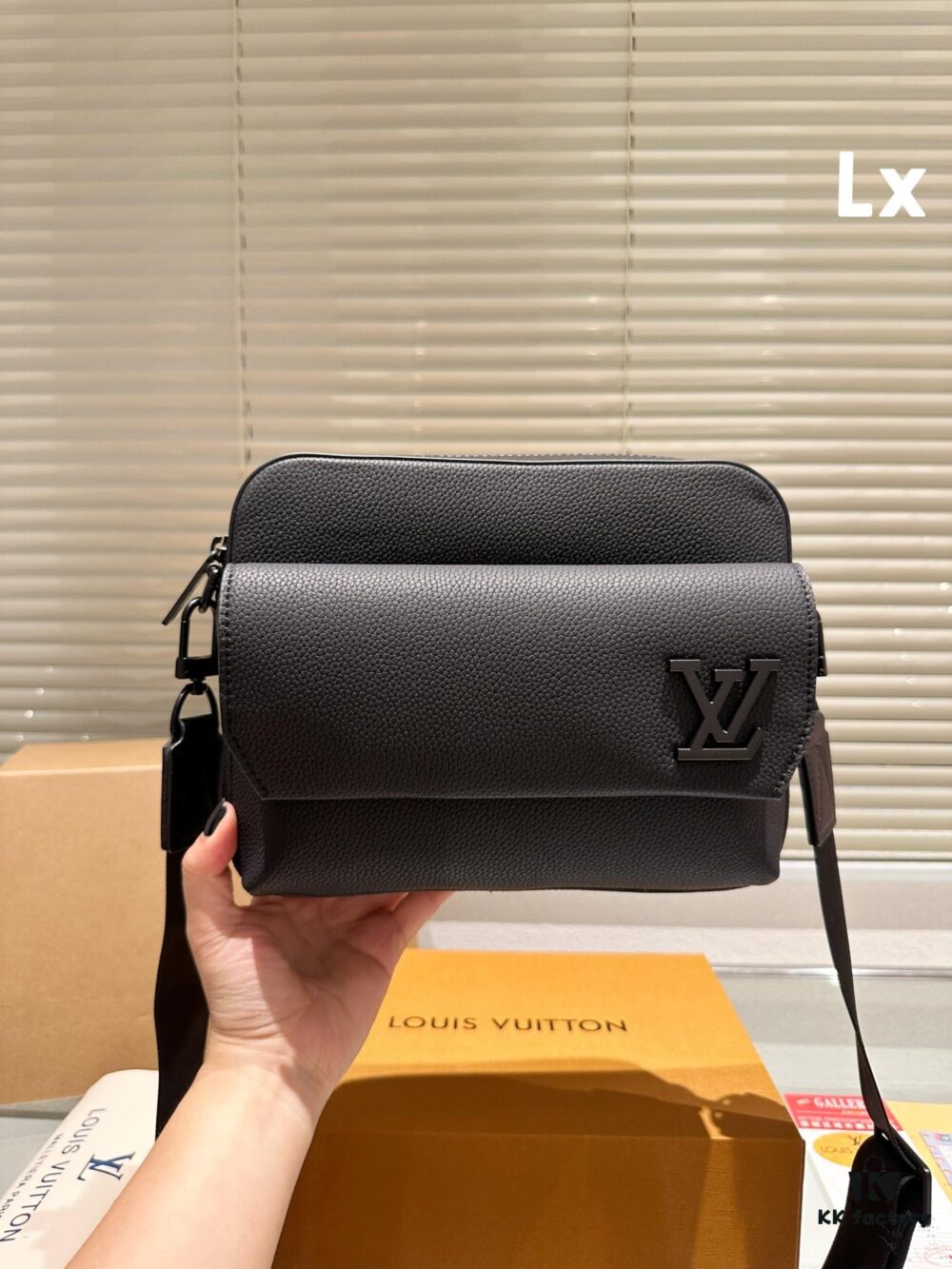692f14bd4ecd253cf107933f Louis Vuitton Men's Shoulder Bag with Gift Box 🎁