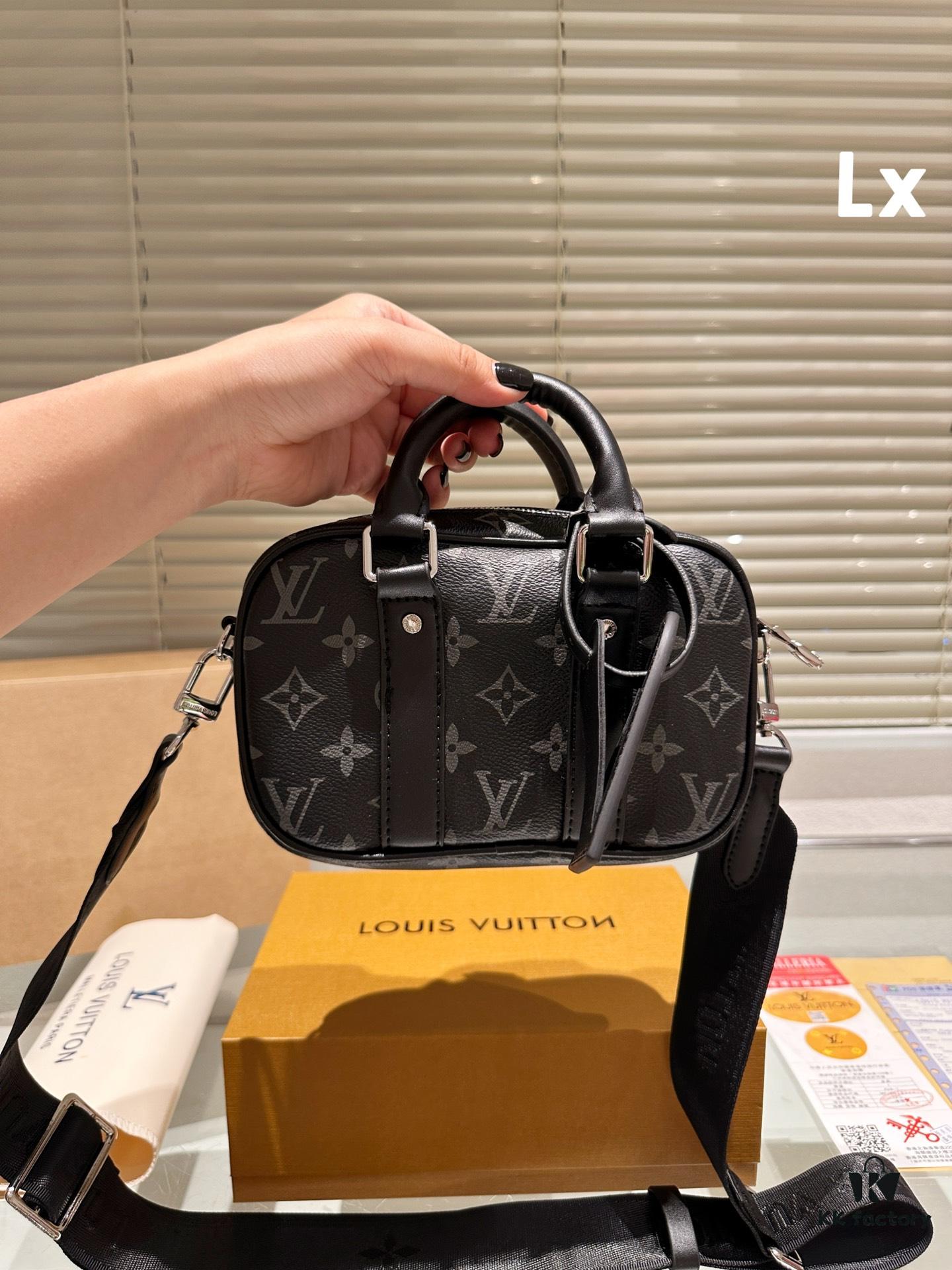 692f14c64ecd253cf1079350 Louis Vuitton Men's Shoulder Bag with Gift Box 🎁