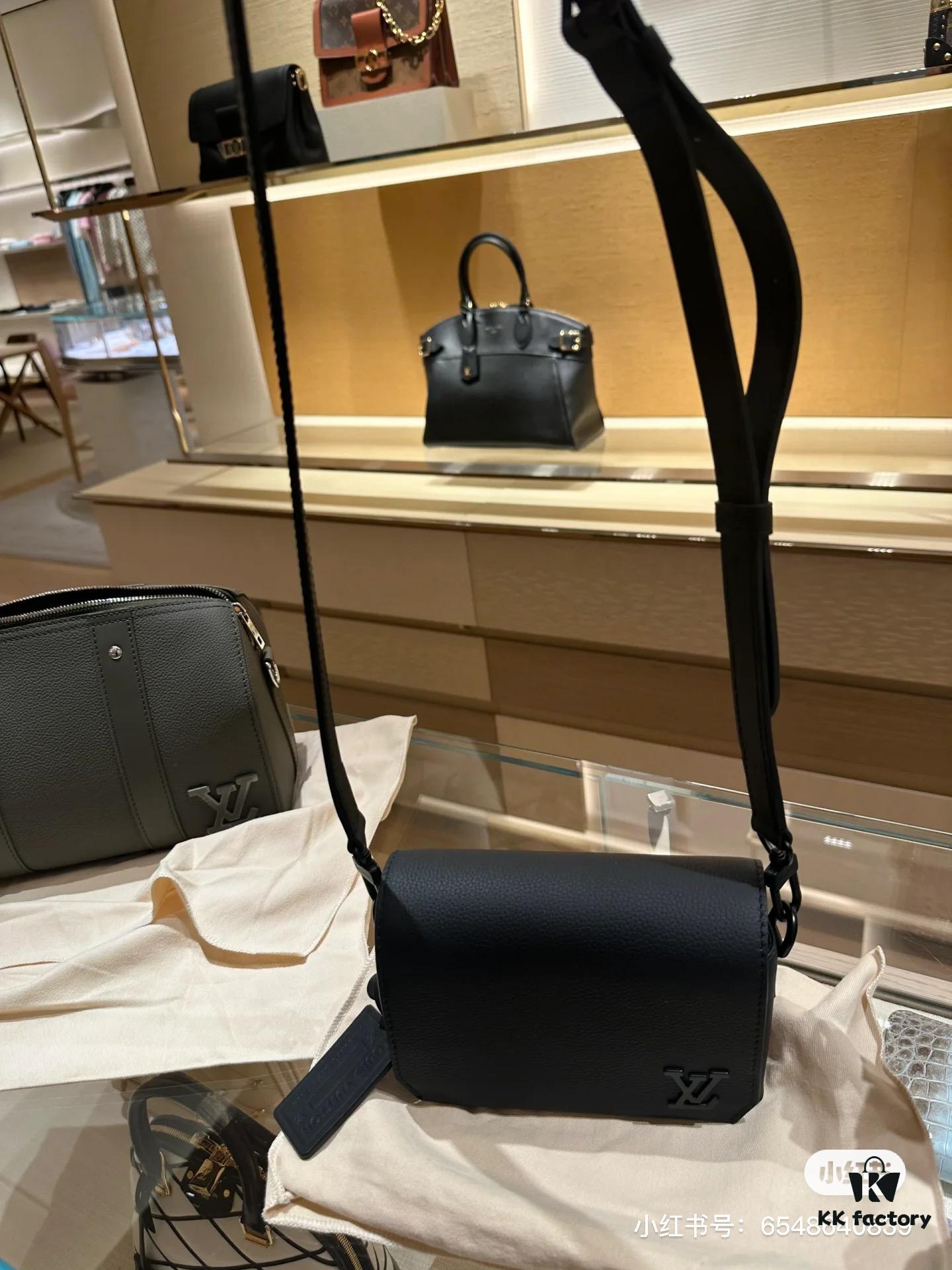 LV Men's Small Bag