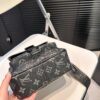 692f15224ecd253cf10793f6 Louis Vuitton Men's Messenger Bag, Shoulder Bag, Model 46973, Size 19x17