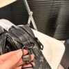 692f15234ecd253cf10793f8 Louis Vuitton Men's Messenger Bag, Shoulder Bag, Model 46973, Size 19x17