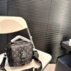 692f15294ecd253cf1079400 Louis Vuitton Men's Messenger Bag, Shoulder Bag, Model 46973, Size 19x17