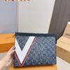 692f152e4ecd253cf107940f LV Men's Clutch Bag, Full Packaging, Dimensions 28 x 22