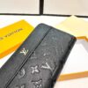 692f15334ecd253cf107941a LV New Men's Handbag in Black 20x10, Premium Top-Layer Cowhide Leather