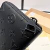 692f15394ecd253cf1079424 LV New Men's Handbag - Black, Size 20x10