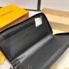 692f153a4ecd253cf1079426 LV New Men's Handbag - Black, Size 20x10