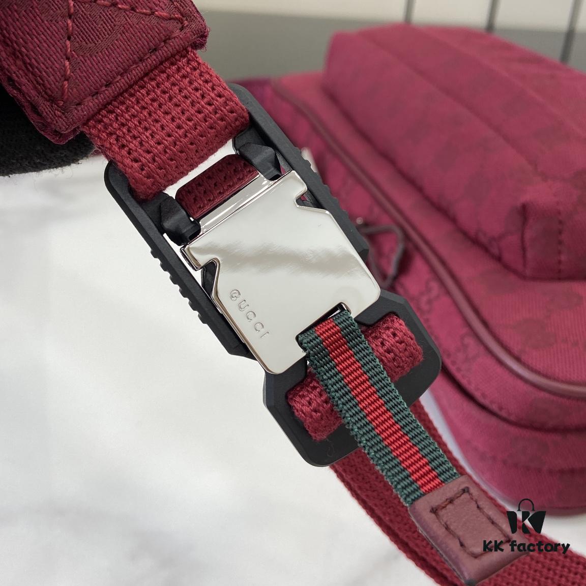 692f15564ecd253cf107945e Small GG Crossbody Bag in Rosso Ancora Red GG Canvas - New Arrival