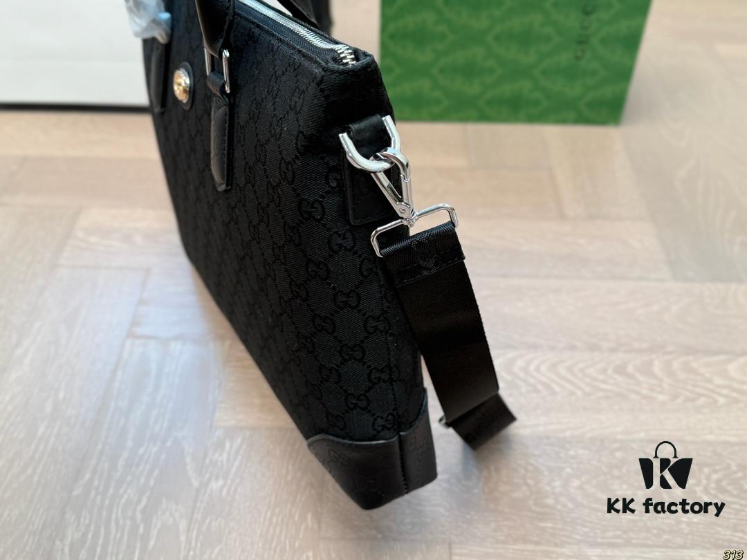 692f156b4ecd253cf107948c Gucci Briefcase for Men – Stylish, Durable, Multi-Functional Shoulder and Hand-Carry Bag in New Color