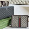692f15784ecd253cf10794ab Gucci Men's Classic Clutch