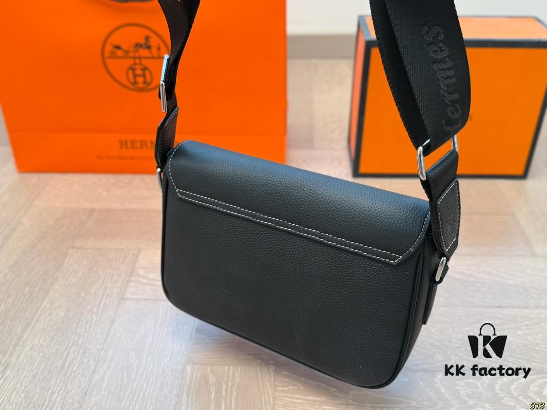 692f16605464a31cf521a574 Hermès Men's Shoulder Bag