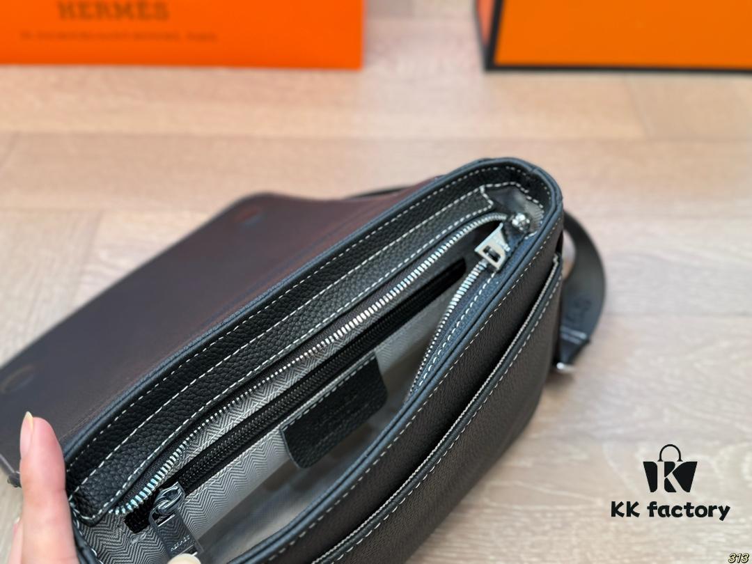 692f16605464a31cf521a575 Hermès Men's Shoulder Bag
