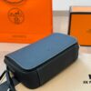 692f16605464a31cf521a576 Hermès Men's Shoulder Bag