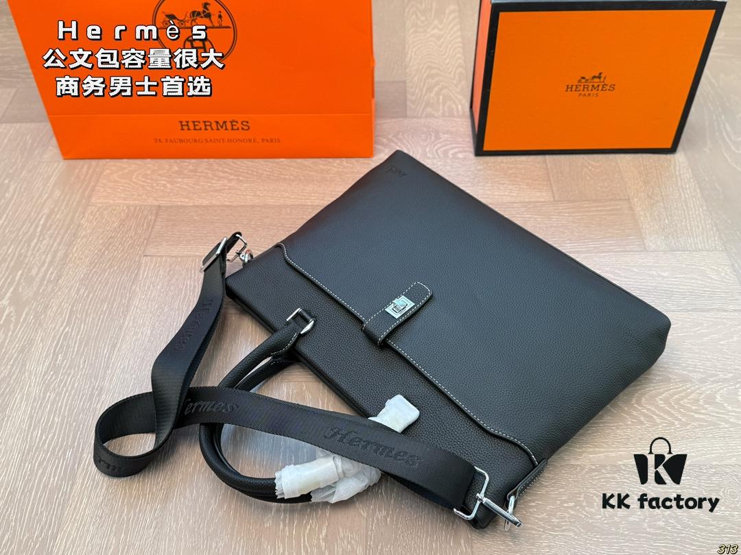 Hermès Men's Briefcase - Versatile Crossbody or Handheld Design with Spacious Interior