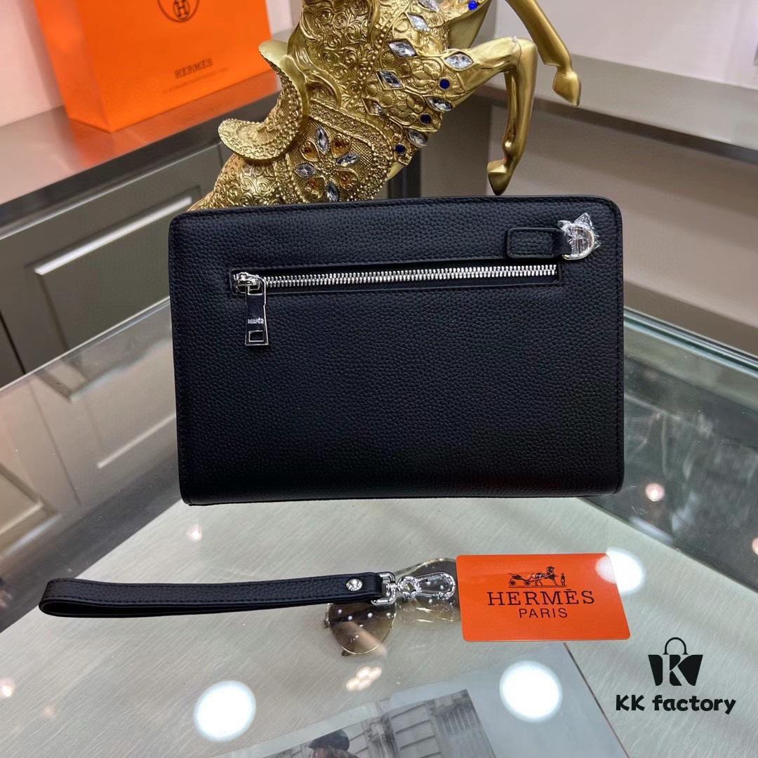 692f16665464a31cf521a583 Hermès 9502 Men's Clutch in Black - Size 26x17