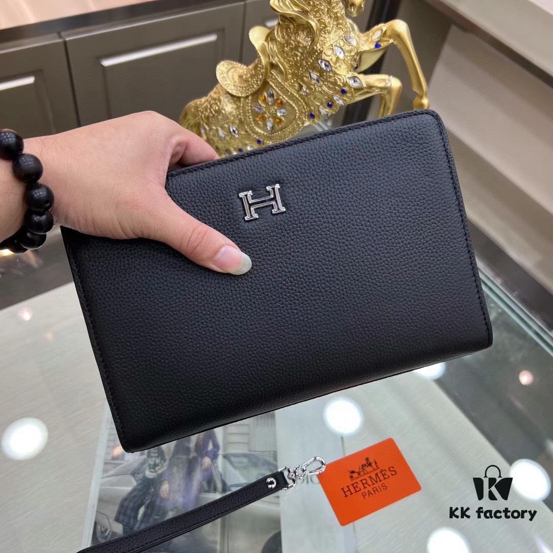 692f16675464a31cf521a584 Hermès 9502 Men's Clutch in Black - Size 26x17