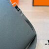 Hermès Men's Briefcase - Versatile Crossbody or Handheld Design with Spacious Interior