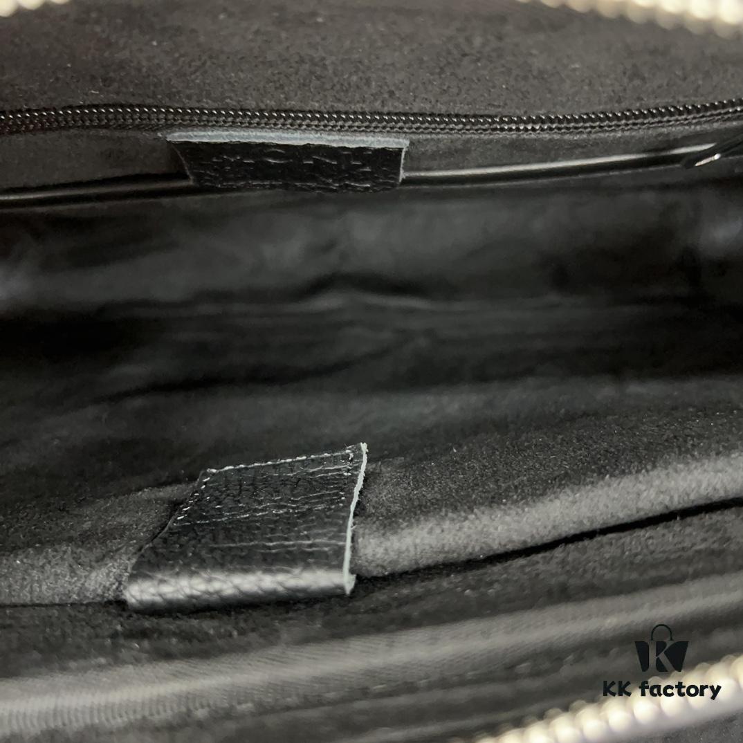 692f16975464a31cf521a5d7 Hermès Men's Embossed Calfskin Briefcase, Casual Handheld Laptop Bag