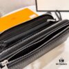 Hermès New Men's Small Leather Clutch Wallet - Black, 20x10