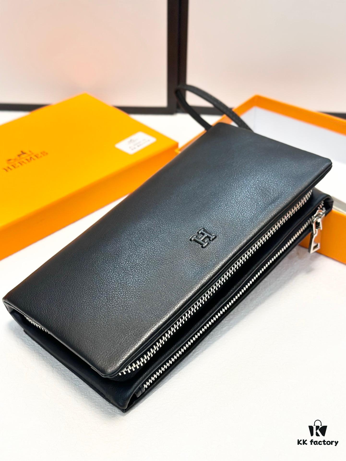 692f169d5464a31cf521a5e3 Hermès Black Leather Handheld Clutch Bag 21x10 Model 90095