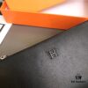 692f16ab5464a31cf521a600 Hermès Black Leather Men's Clutch Bag 21x10 Model 90095 with Card Slots and Phone Pocket