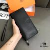 692f16ac5464a31cf521a602 Hermès Black Leather Men's Clutch Bag 21x10 Model 90095 with Card Slots and Phone Pocket