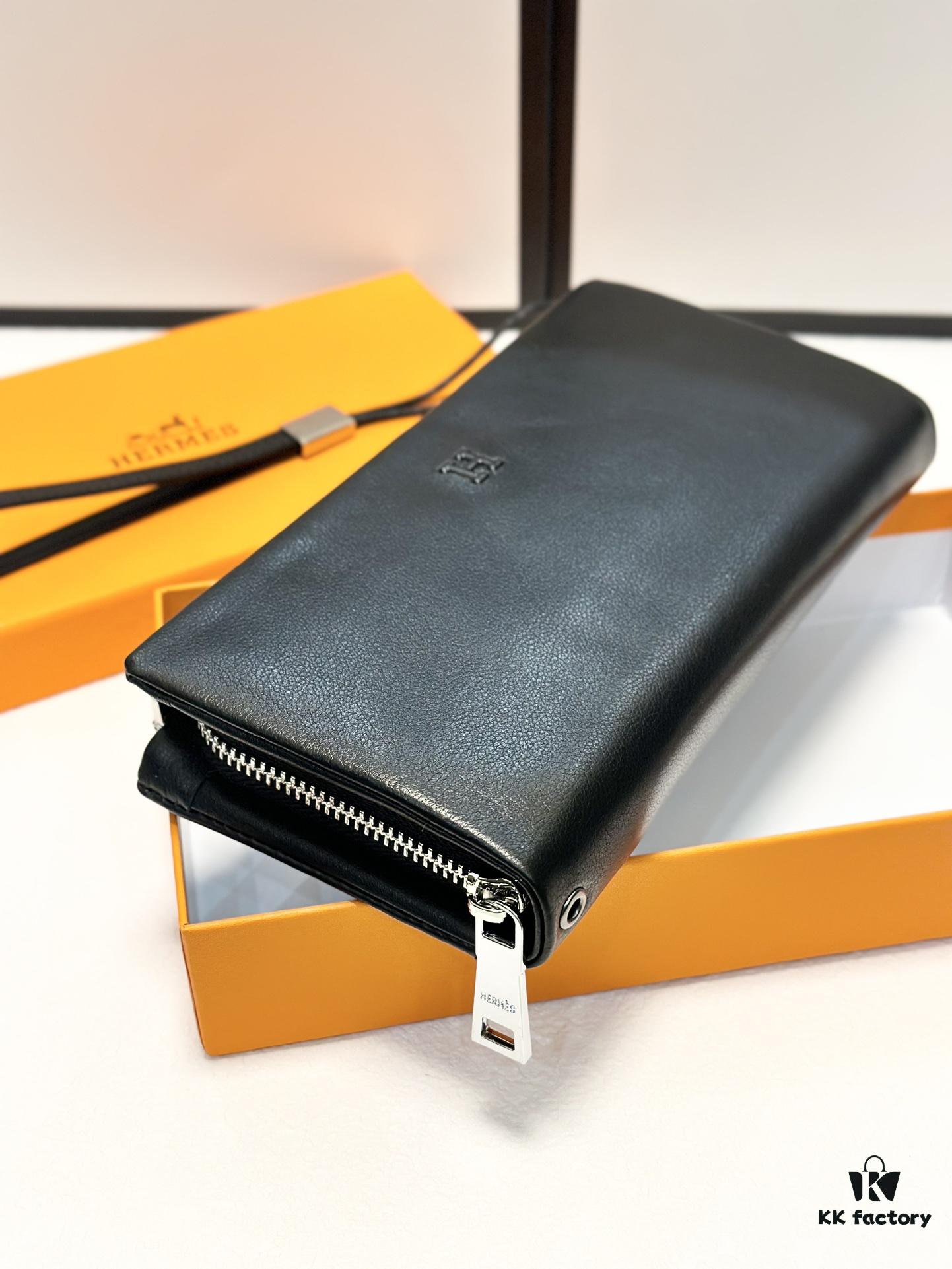 692f16e35464a31cf521a664 Hermès Black Leather Clutch - 21x10, Model 90095