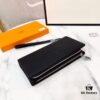 692f16e95464a31cf521a66d Hermès New Arrival Men's Small Clutch Wallet in Black, 20x10, Top-Grade Calfskin