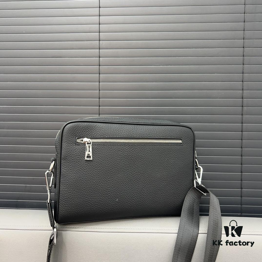 692f172d5464a31cf521a6ea Hermès Men's Calfskin Shoulder Crossbody Bag, 27 x 18 cm