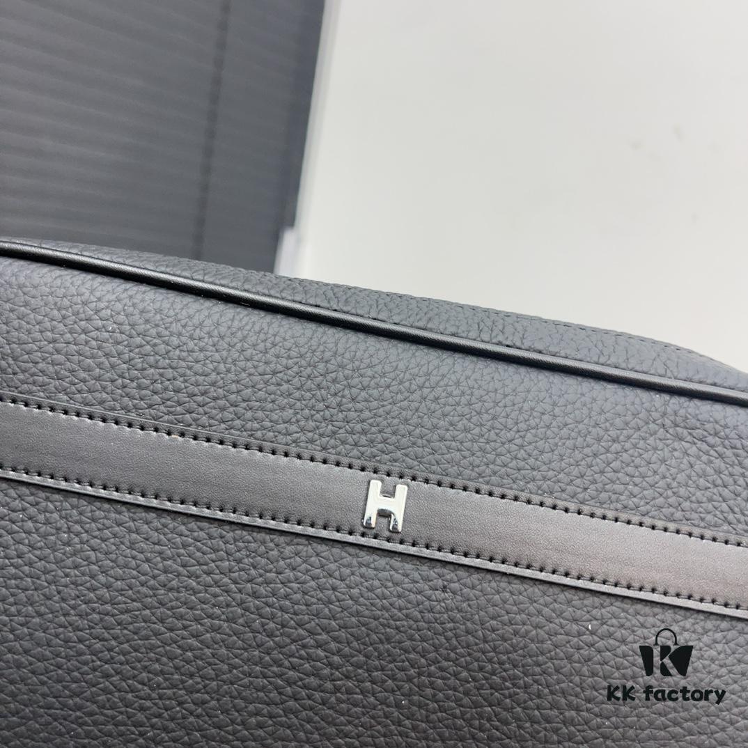 692f172f5464a31cf521a6ee Hermès Men's Calfskin Shoulder Crossbody Bag, 27 x 18 cm