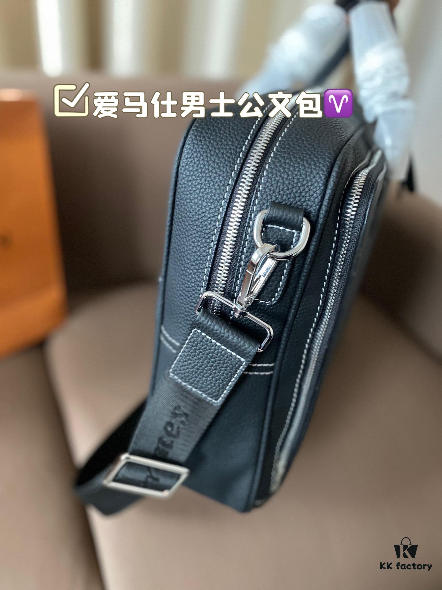 692f17365464a31cf521a701 Hermes Men's Briefcase Size 39.28
