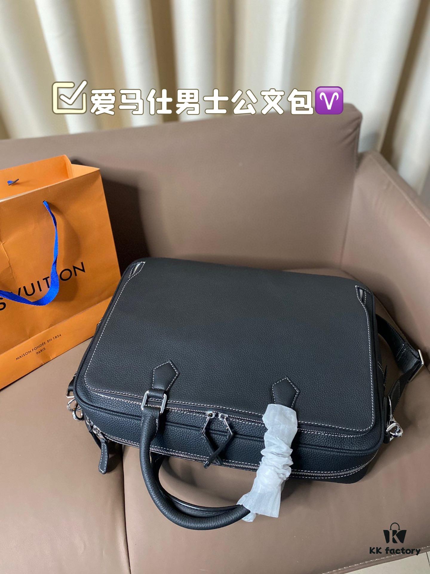 692f17385464a31cf521a704 Hermes Men's Briefcase Size 39.28