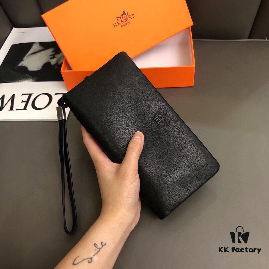 692f17445464a31cf521a725 Hermès Black Leather Handheld Clutch Bag 21x10 Model 90095